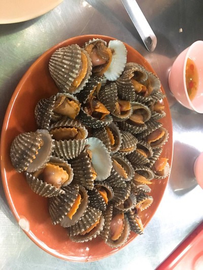 เลิศรส (ใต้ร่มมะเฟือง)