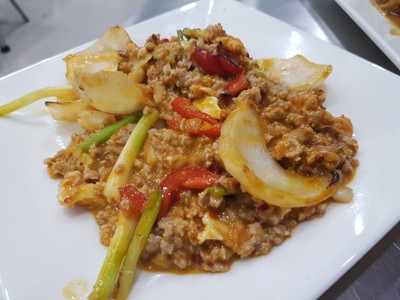 หมูสับผัดไข่เค็ม