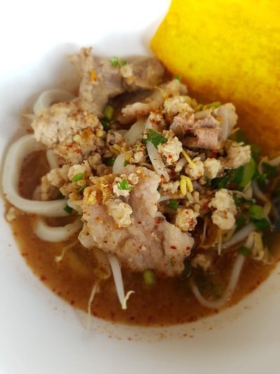 ก๋วยเตี๋ยวดู๋ดี๋ เจ๊อุ๊ หนองมน บางแสน