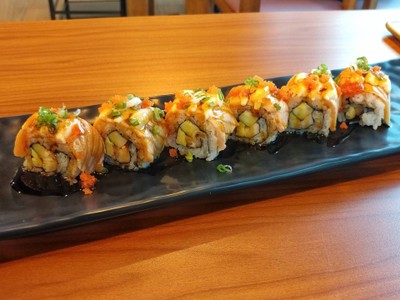 Aburi Salmon Roll