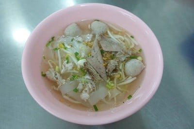 ก๋วยเตี๋ยวน้ำใสหมู