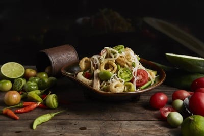 เมนูของร้าน ส้มตำนัว Siam Square Soi 5