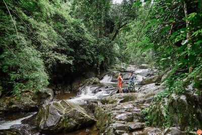 บรรยากาศ น้ําตกป่าละอู