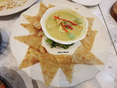 โรตีแกงเขียวหวานไก่