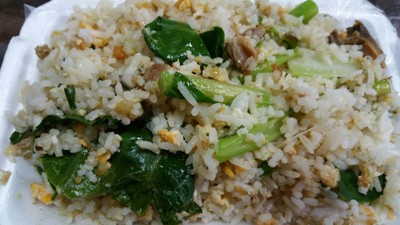 ข้าวผัดคะน้าปลาเค็ม