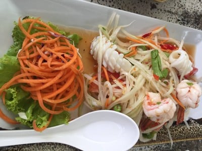 ส้มตำทะเล