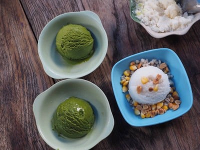 อาหาร หรือ เครื่องดื่ม