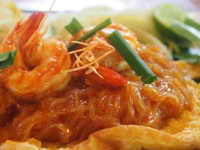 ผัดหมี่ท่าช้าง