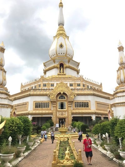 พระมหาเจดีย์ชัยมงคล