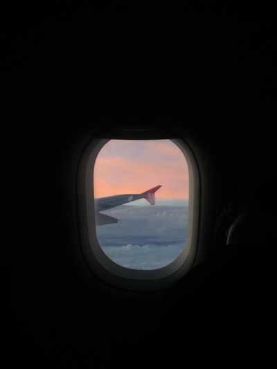 แสงระหว่างทาง แต่ตอนลงจอดนี่เจอพายุ!