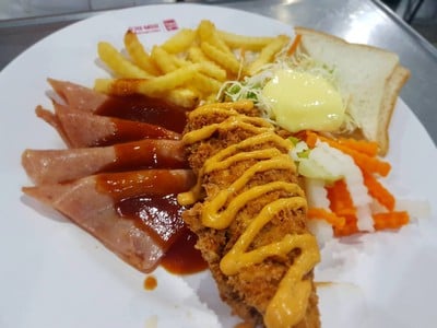 อ้วนผอมสเต็กสามย่านจานดาวเทียม