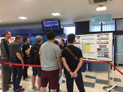 ฟังคำบรรยายก่อนรับรถ