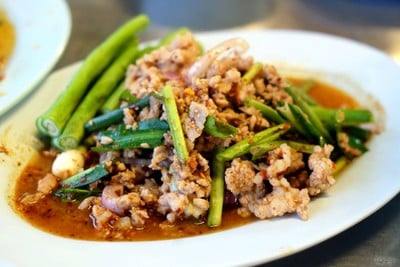 ลาบเนื้อ