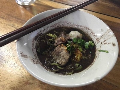 ก๋วยเตี๋ยวน้ำตก