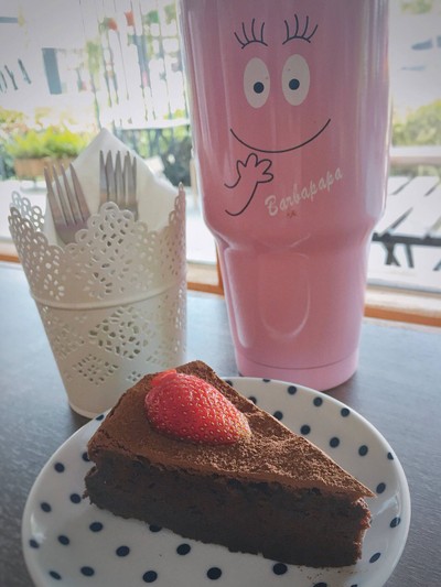 Flourless Cake