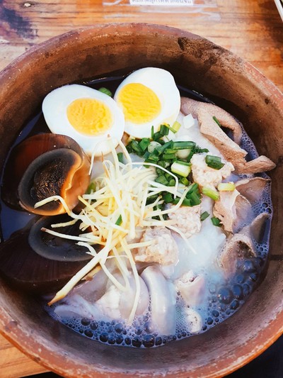 โจ๊กหมูน้ำใส