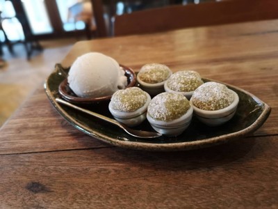 อาหาร หรือ เครื่องดื่ม