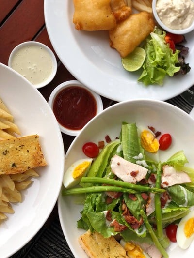 Qube Pool Bar  Centara Q Rayong