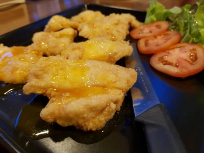 อกไก่ซอสส้ม