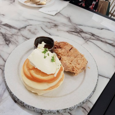 Chicken N Pancake