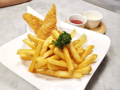 Omu Silom Complex (โอมุ) Silom complex Omu Silom Complex (โอมุ) Silom complex
