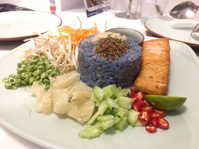 อาหาร หรือ เครื่องดื่ม