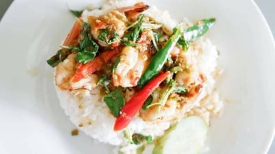 เมนูของร้าน กะเพราปู นายวิชัย