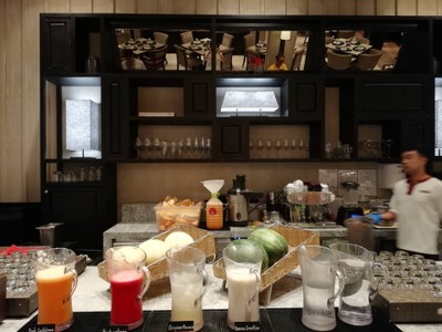 อาหาร หรือ เครื่องดื่ม