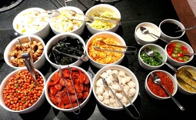 อาหาร หรือ เครื่องดื่ม