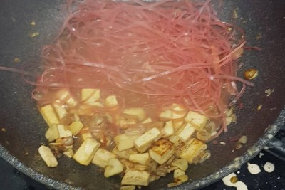 วิธีทำ ผัดไทยกุ้งสด หัวกุ้งทอดกรอบ วิธีทำ ผัดไทยกุ้งสด หัวกุ้งทอดกรอบ