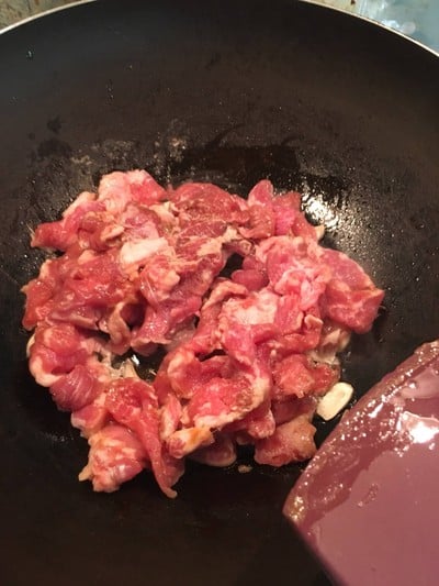 วิธีทำ หมูผัดพริก วิธีทำ หมูผัดพริก