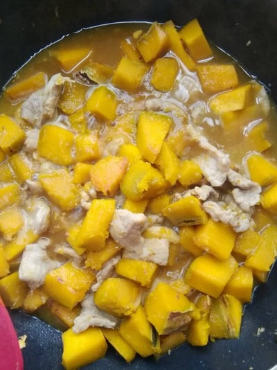 วิธีทำ ฟักทองผัดไข่โบราณ สูตรคุณยายร้านขายข้าวแกง 