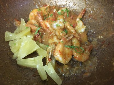 วิธีทำ กุ้งแชบ๊วยทอดซอสสับปะรด