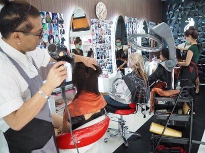 Le Salon De Beaute By Jenny