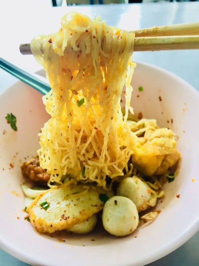 บะหมี่แห้ง