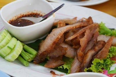 เมนูของร้าน ขนมจีนครูยอดประโดกโคราช