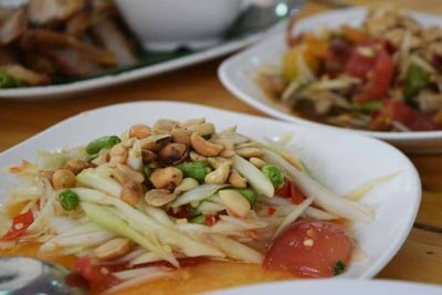 เมนูของร้าน ขนมจีนครูยอดประโดกโคราช