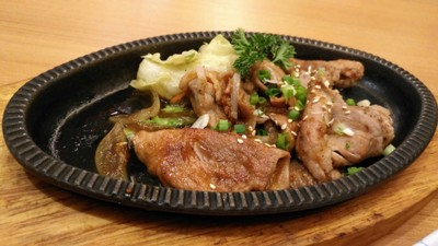 อาหาร หรือ เครื่องดื่ม