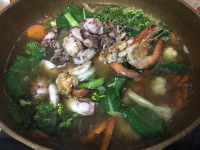 วิธีทำ ราดหน้าคะน้าฮ่องกงดอกกะหล่ำ