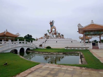 อุทยานสวรรค์ (หนองสมบุญ)