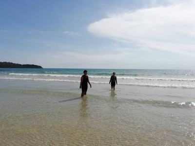 สระว่ายน้ำ/ชายหาด