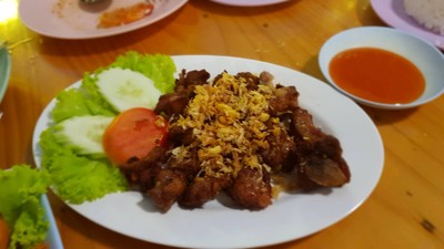 ไก่ทอดกระเทียม