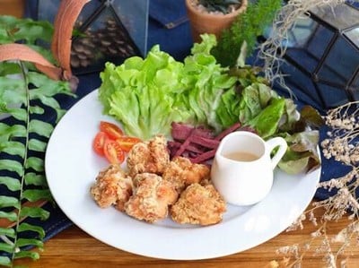 Le Howl Cafe&Bar (เลอ เฮาล คาเฟ่และบาร์) Le Howl Cafe&Bar (เลอ เฮาล คาเฟ่และบาร์)