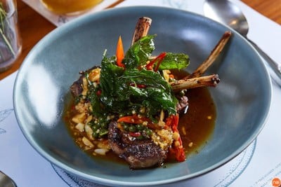 เมนูของร้าน Charm Eatery and Bar สาธร