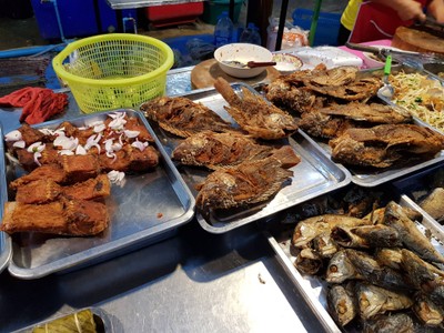 ปลาทอด