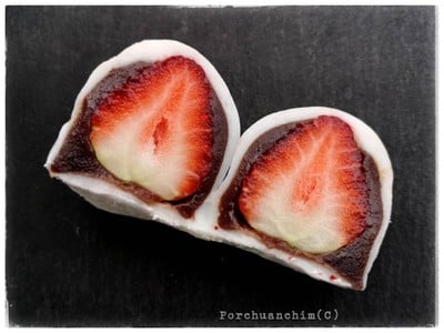 Strawberry Daifuku