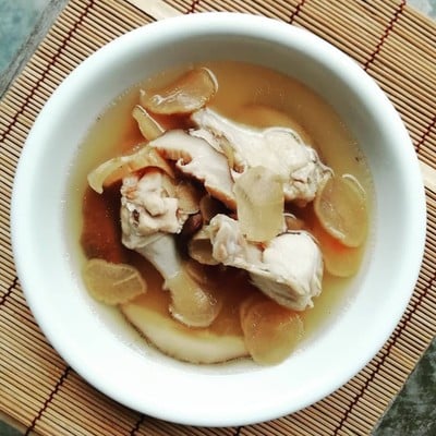 ต้มจืดหัวไชโป๊วน่องไก่