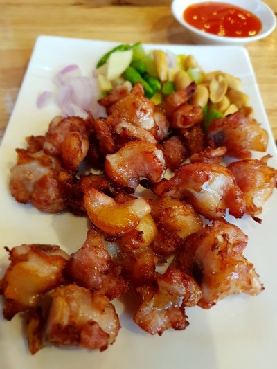 เอ็นแหนมข้อไก่