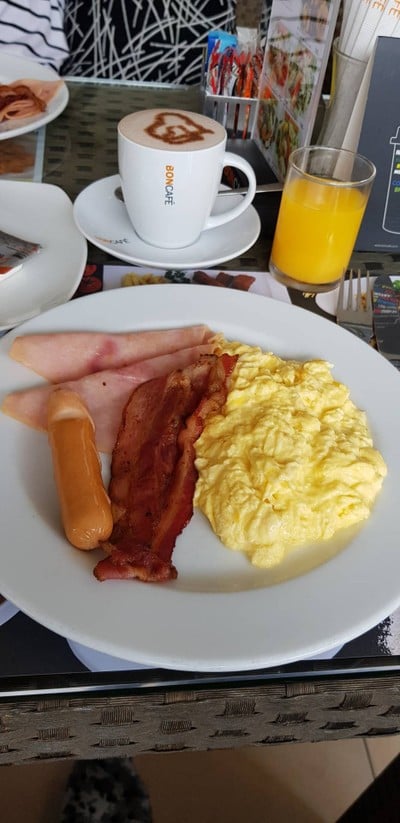 Boncafevino Pattaya นาเกลือ