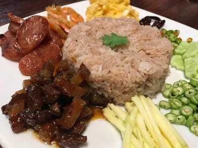 เมนูของร้าน แมกไม้ชายคลอง